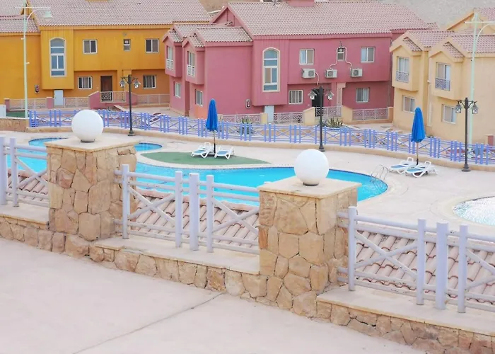 Porto El Sokhna Sea View 5 Bed Вилла